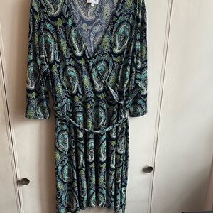 Leota Vibrant Paisley Long Sleeve Dress